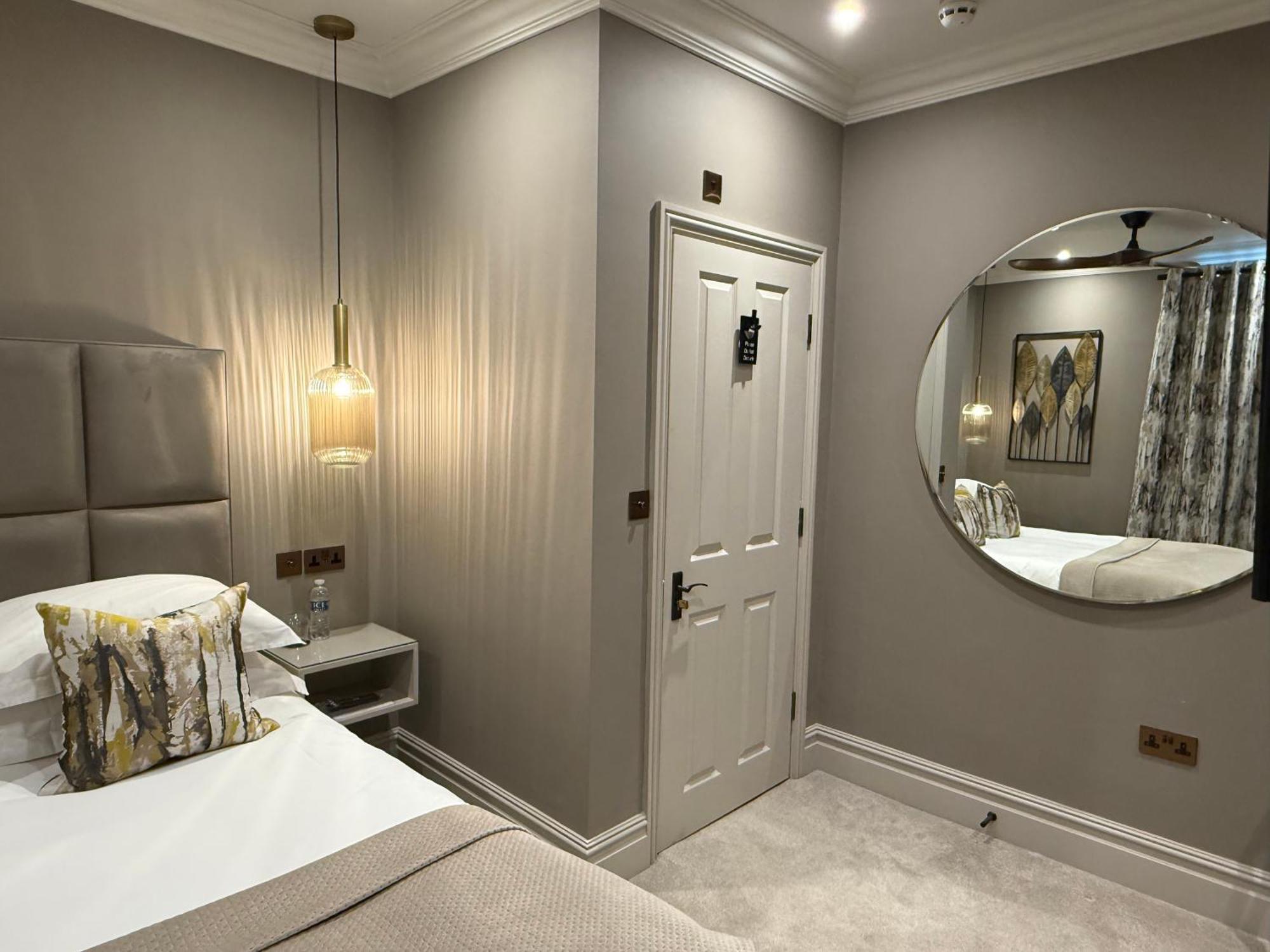 นัมเบอร์ 46 Hotel เฮสติงส์ ภายนอก รูปภาพ